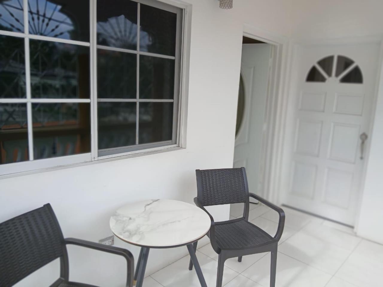 Runthings Hideaway Stay نيغريل المظهر الخارجي الصورة